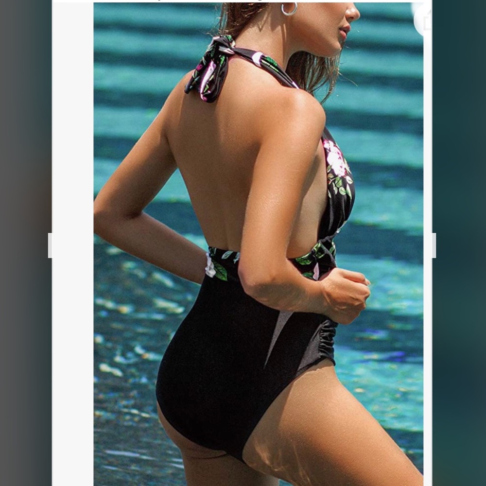 ⭐️NWT Cupshe Halter One Piece Swimsuit - Picture 2 of 9